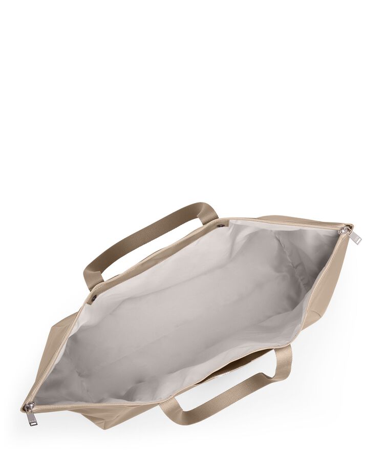 VOYAGEUR Just In Case&reg;托特包  hi-res | TUMI