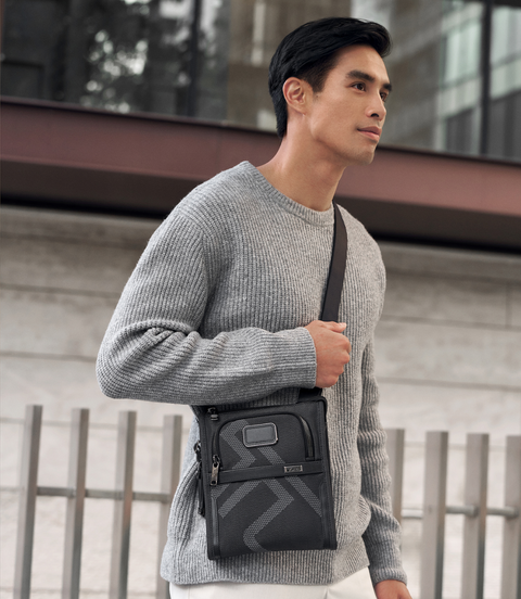 ALPHA 小型斜背包  lifestyle | TUMI