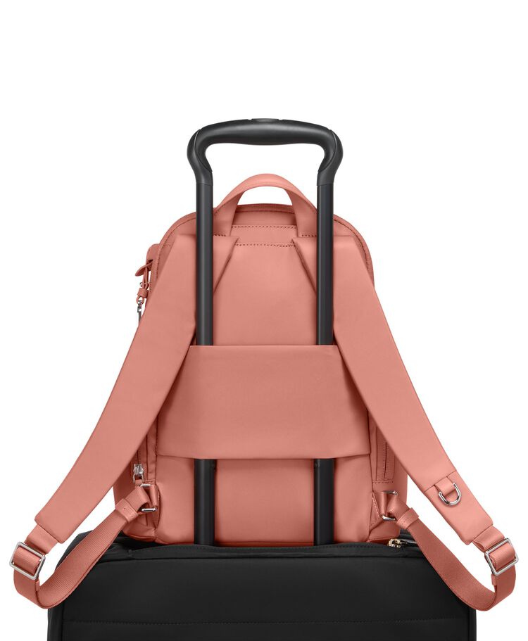 VOYAGEUR Celina 中型後背包  hi-res | TUMI