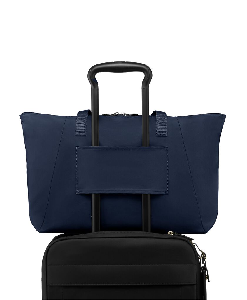 VOYAGEUR Just In Case&reg; 中型託特包  hi-res | TUMI