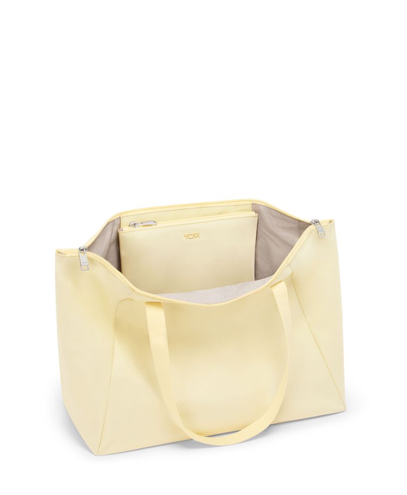 VOYAGEUR Just In Case&reg; 中型托特包  hi-res | TUMI