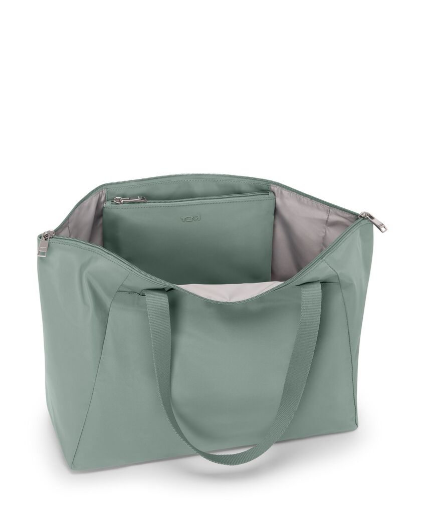 VOYAGEUR Just In Case&reg; 中型托特包  hi-res | TUMI