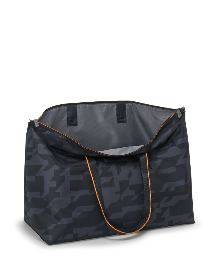 TUMI I MCLAREN Just In Case&reg; 托特包  hi-res | TUMI