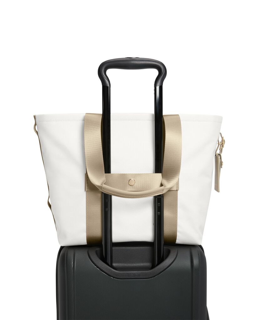 ALPHA BRAVO Essential 小型東/西托特包  hi-res | TUMI