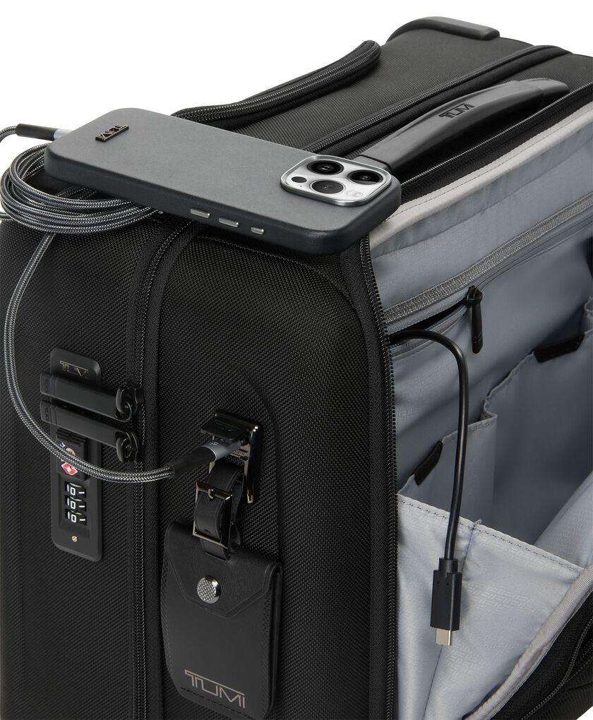 TUMI ALPHA Compact 機長登機箱  hi-res | TUMI