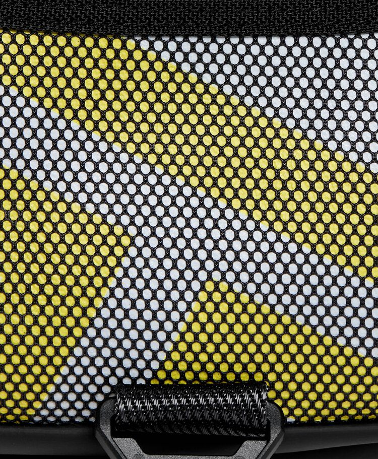 ALPHA BRAVO Compass 掀蓋式斜背包  hi-res | TUMI