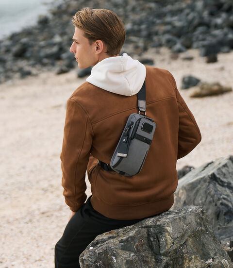 ALPHA X 輕便單肩背包  lifestyle | TUMI