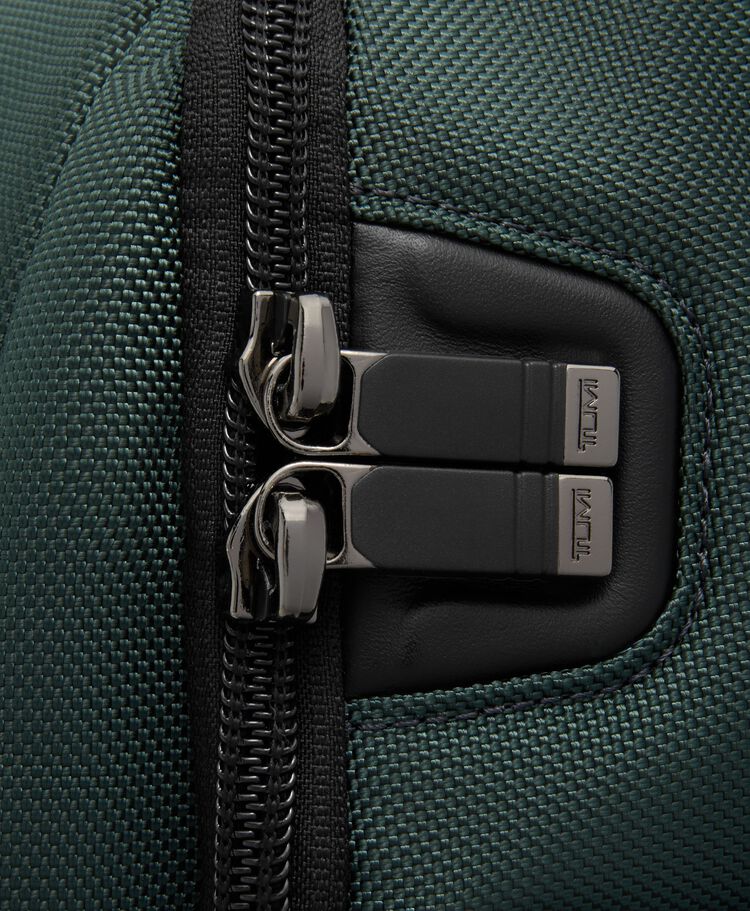 TUMI ALPHA TUMI Brief Pack 後背包  hi-res | TUMI