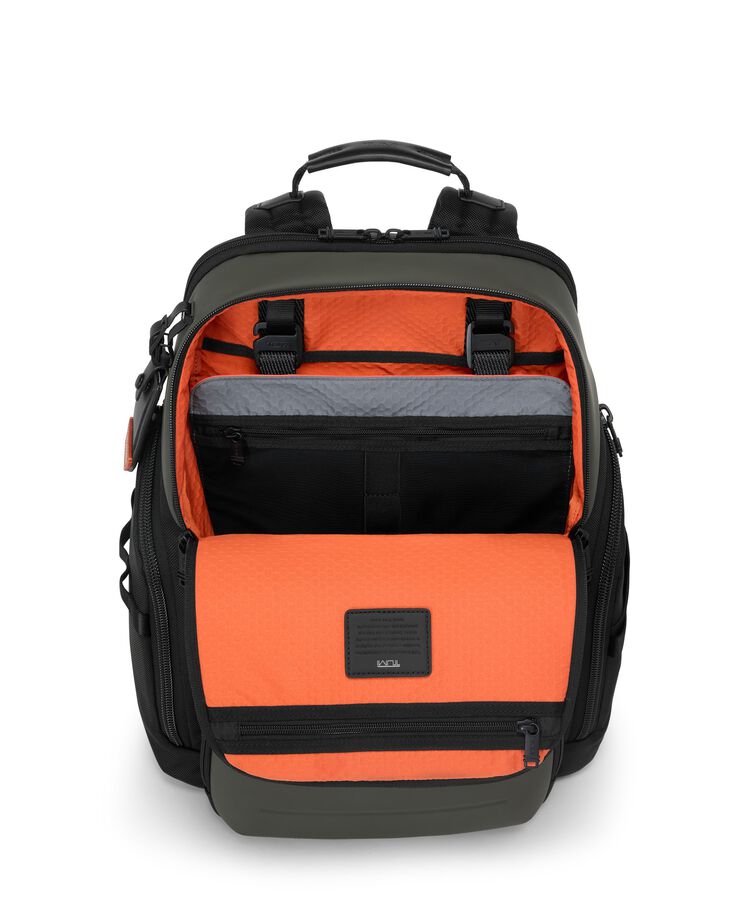 TUMI TRAVEL ACCESS. 多功能收納包  hi-res | TUMI