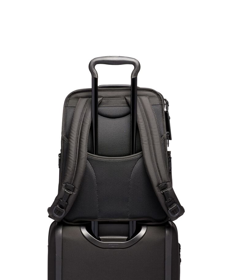 Slim Solutions Brief Pack®  hi-res | TUMI