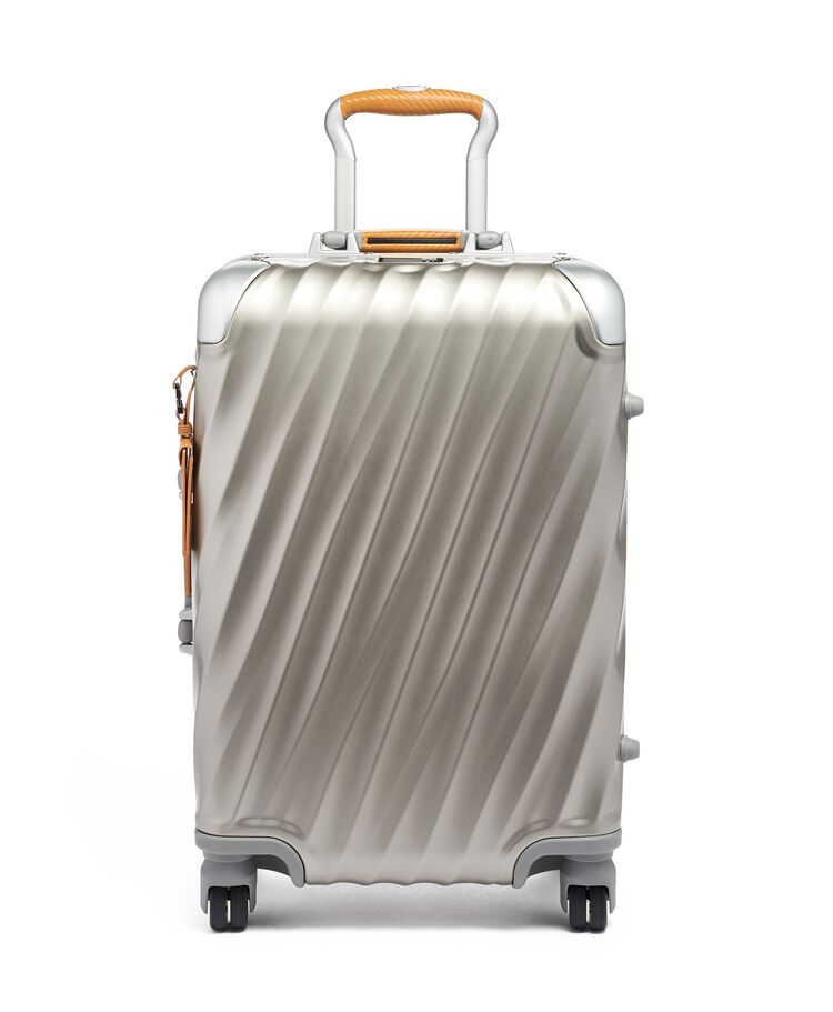 19 DEGREE TITANIUM 國際登機箱  hi-res | TUMI