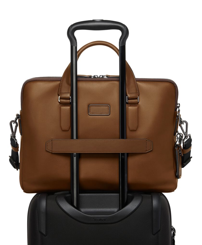 TUMI HARRISON Sycamore 纖薄皮革公事包  hi-res | TUMI