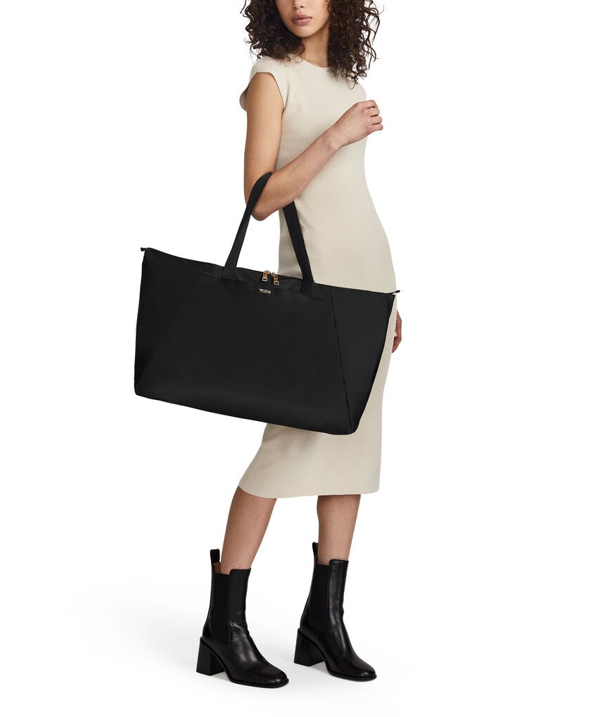 VOYAGEUR Just In Case&reg;托特包  hi-res | TUMI