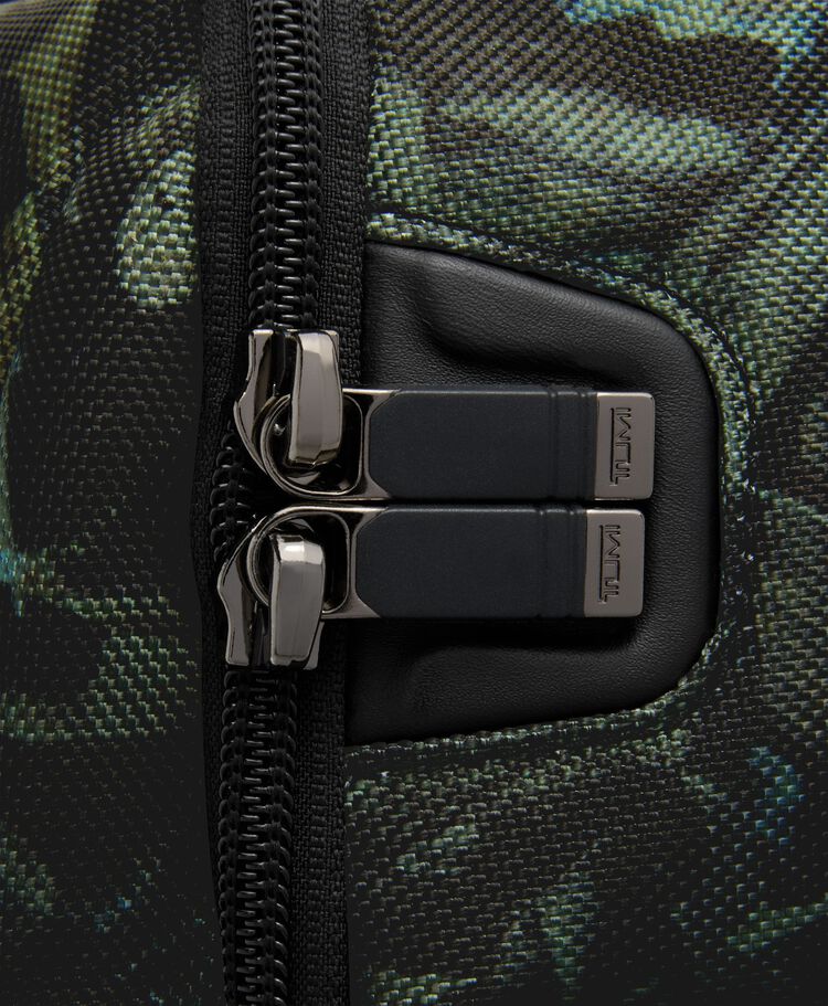 TUMI ALPHA TUMI Brief Pack 後背包  hi-res | TUMI
