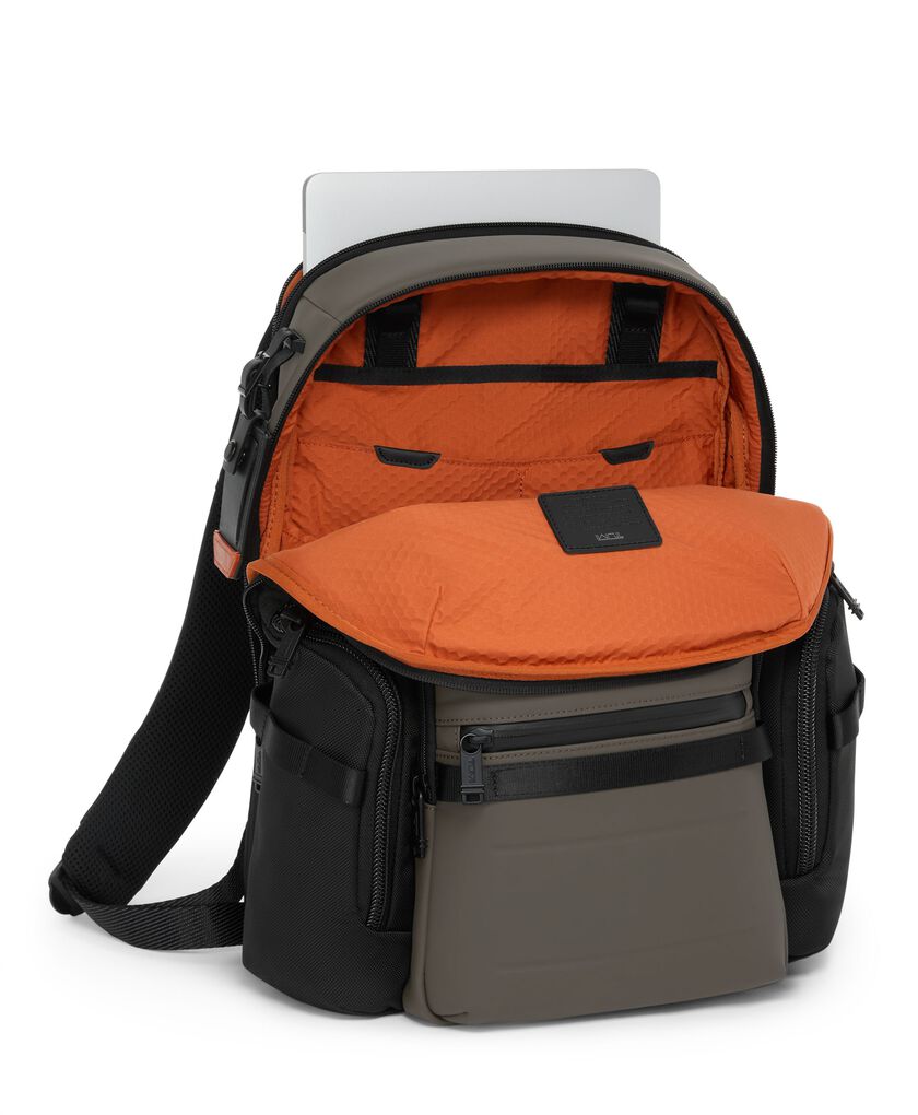 ALPHA BRAVO Navigation 後背包  hi-res | TUMI