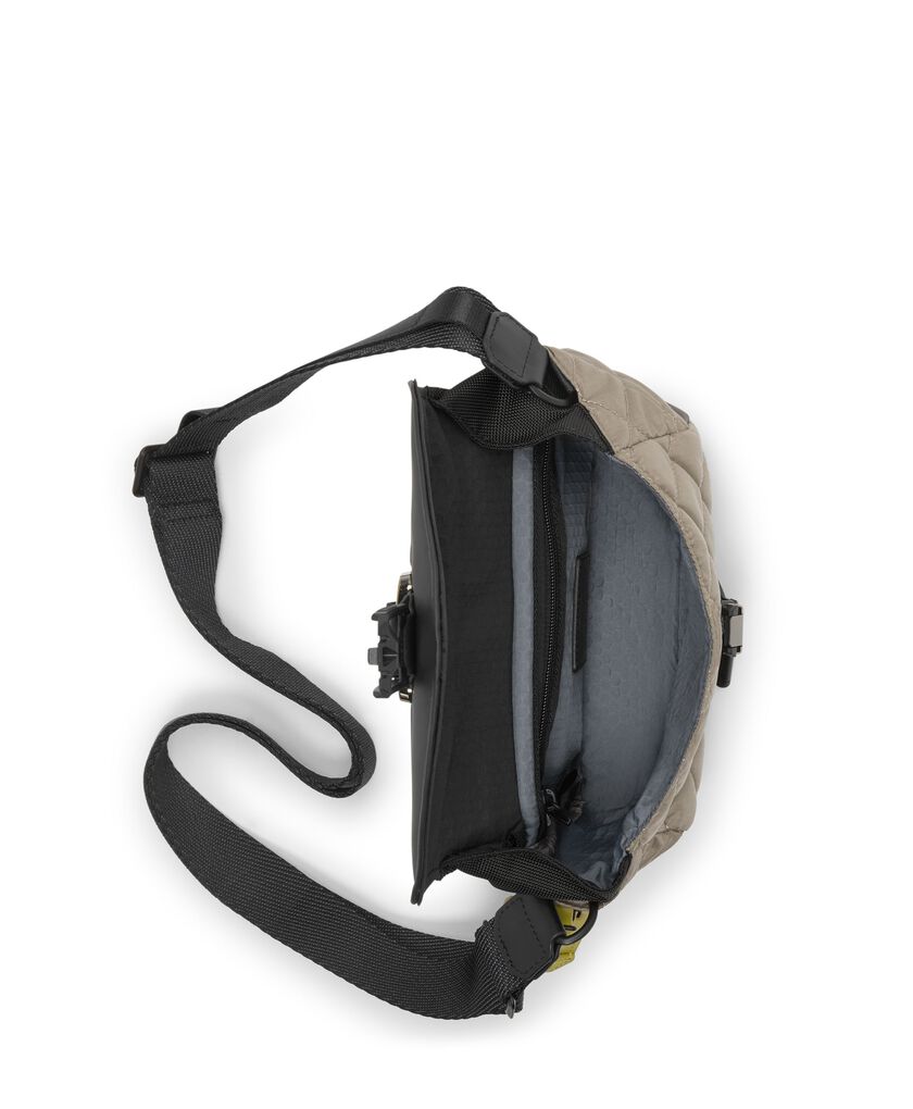 ALPHA BRAVO Compass 掀蓋式斜背包  hi-res | TUMI