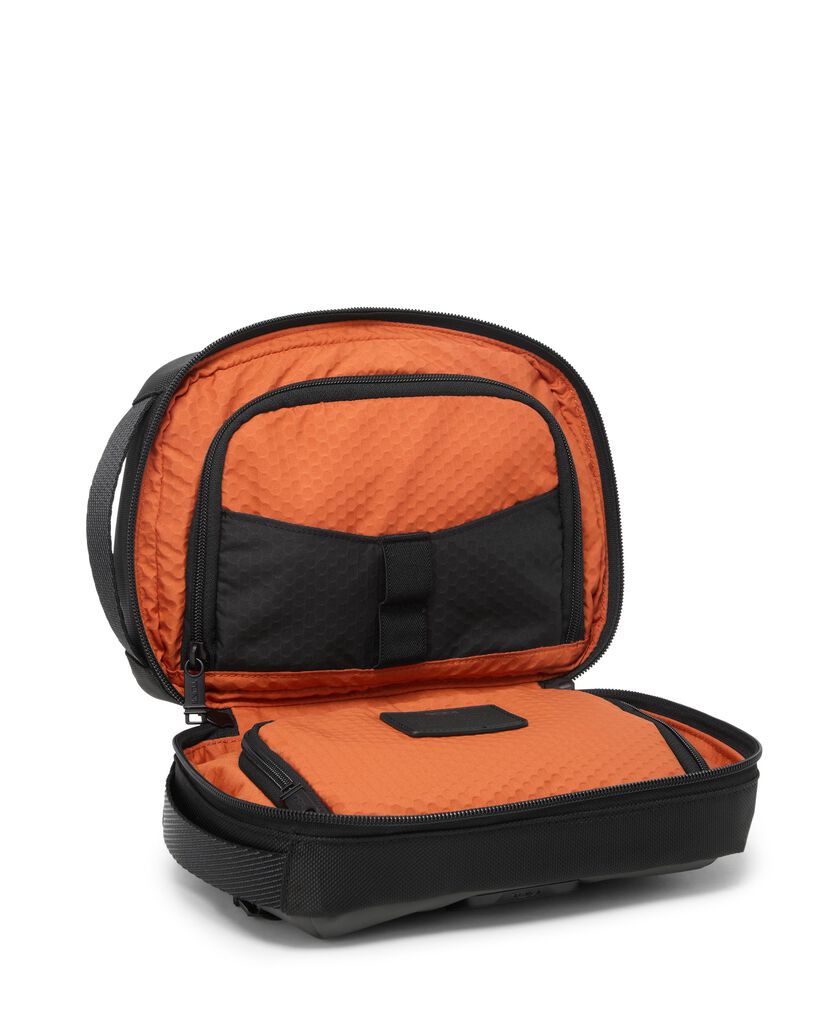 ALPHA BRAVO Response 洗漱包  hi-res | TUMI