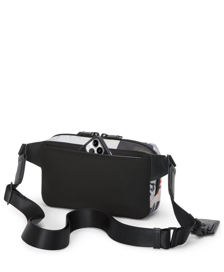 East West Sling  hi-res | TUMI