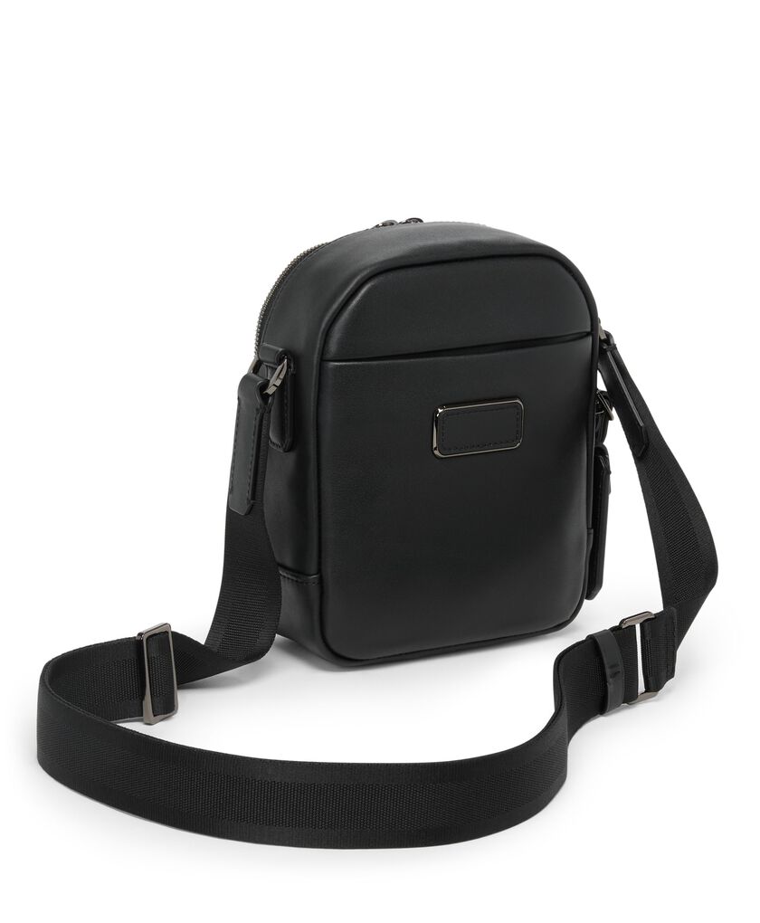 TUMI HARRISON Macri 小型皮革斜背包  hi-res | TUMI