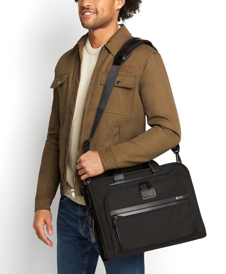 Slim Deluxe Portfolio  hi-res | TUMI