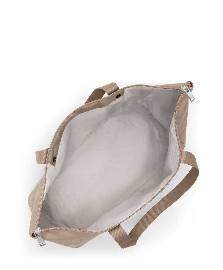 VOYAGEUR Just In Case&reg; 中型托特包  hi-res | TUMI