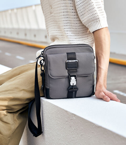 ALPHA BRAVO Junior 斜背包  lifestyle | TUMI