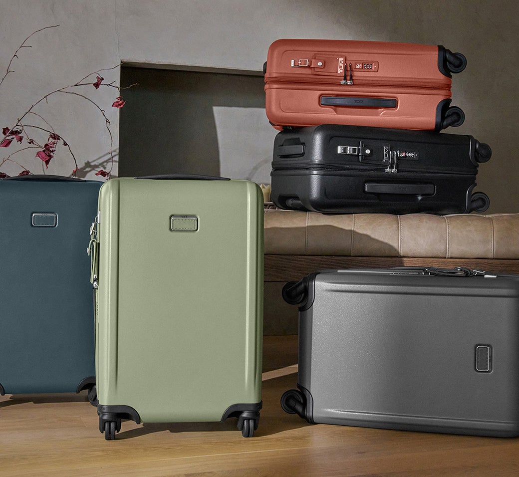 tumi-online-exclusives-ventra_banner